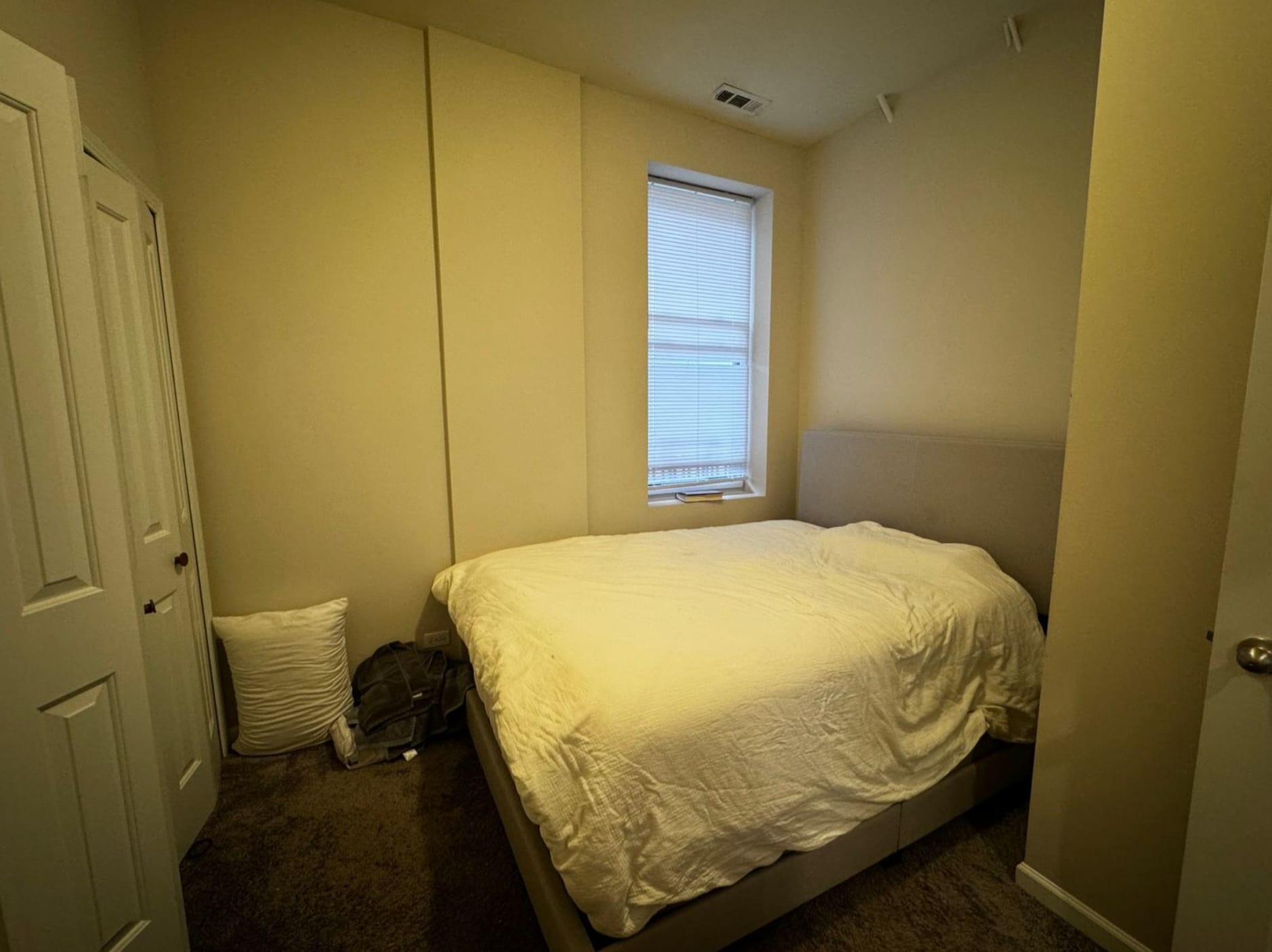 Building Photo - 2746 W Le Moyne St