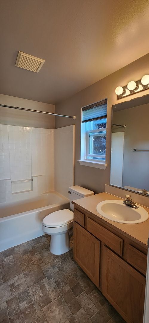 Building Photo - 3 bed 2.5 bath Single Family Home, Monroe ...