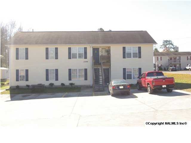 Building Photo - Governor's Place Apartments