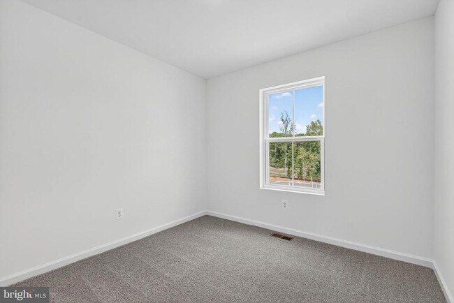 Building Photo - 2604 Cougar Ln