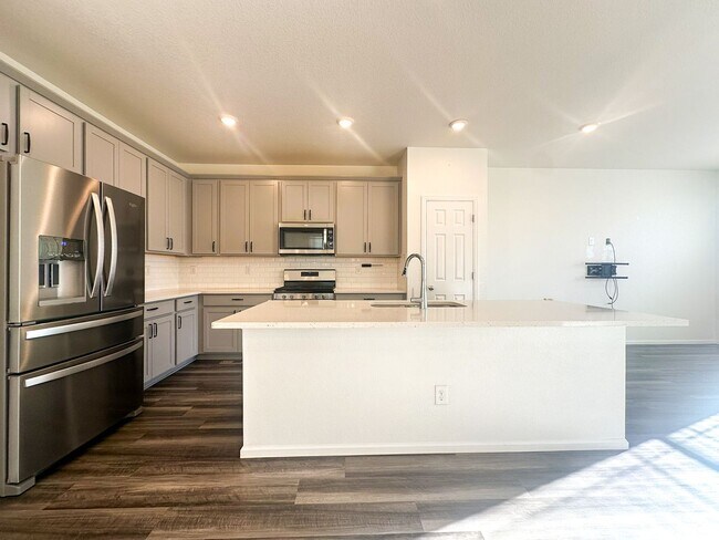Building Photo - 17430 Pacific Peak Cir