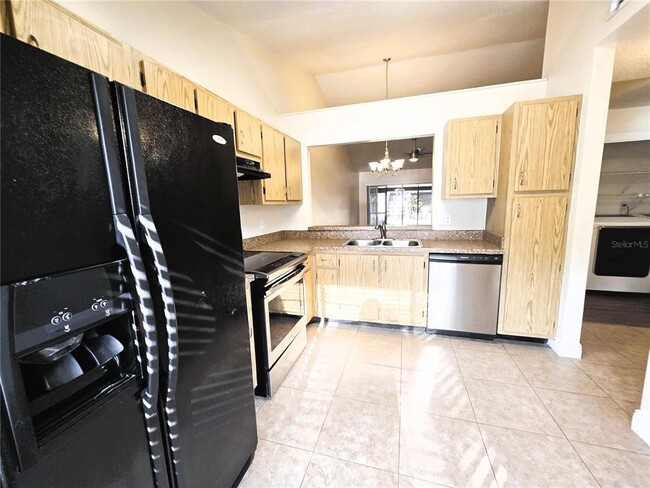 Building Photo - 2913 Duchess Oak Ct