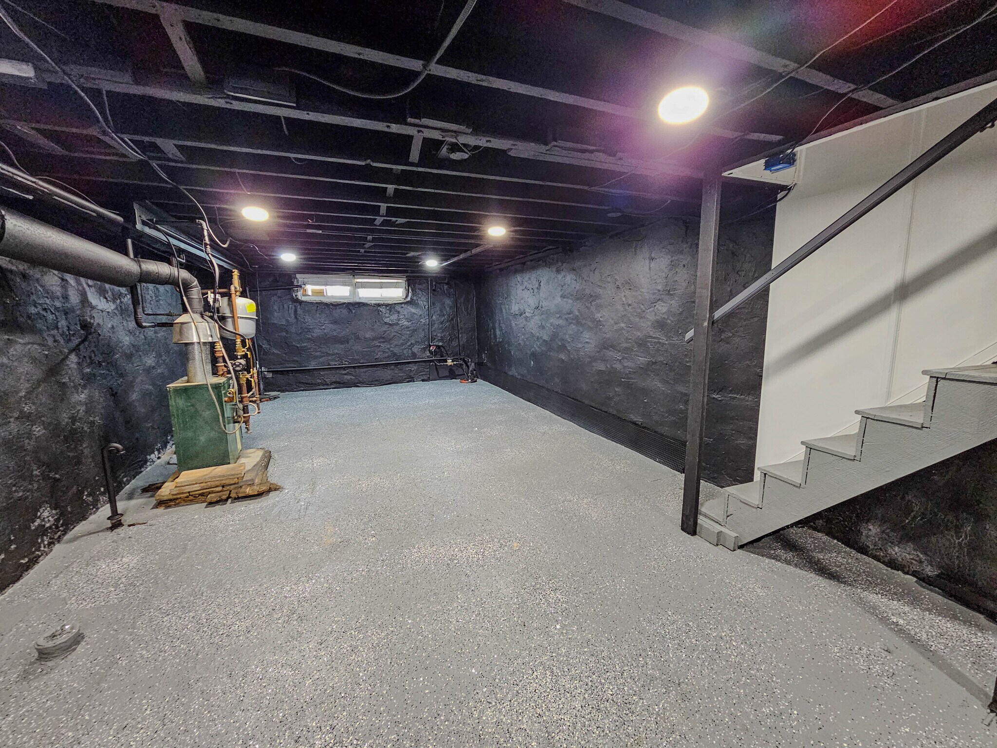 Building Photo - 740 Church Ln