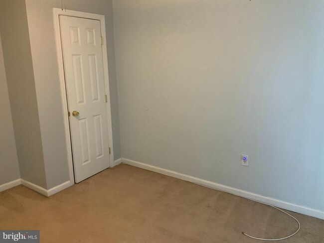 Building Photo - 228 Orange St