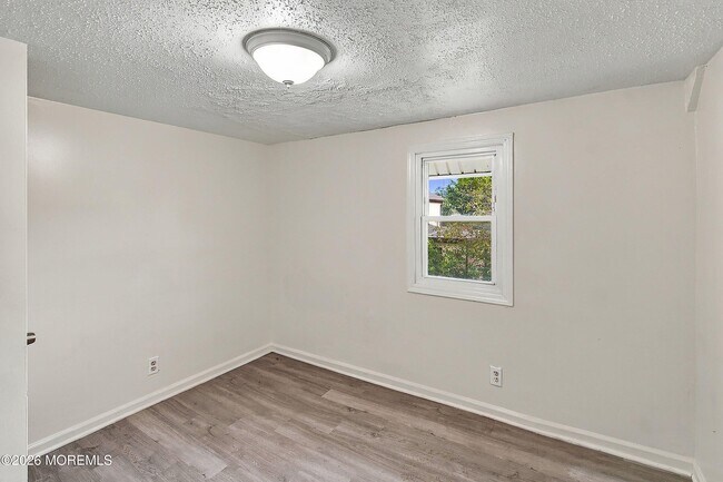 Building Photo - 1310 Summerfield Ave