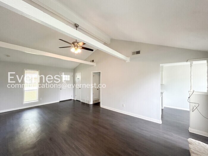 Building Photo - 7127 Markim Dr