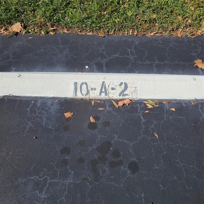 Building Photo - 8209 Sun Spring Cir