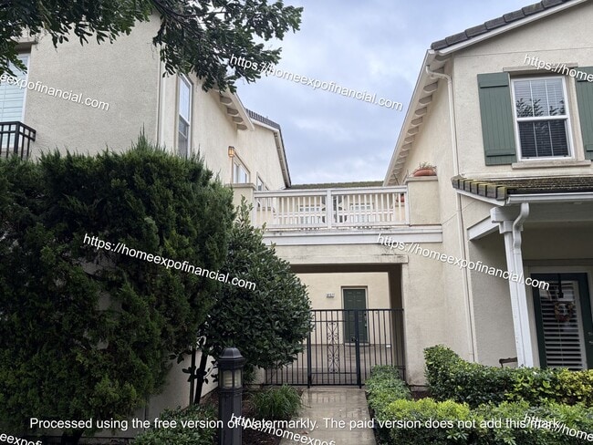 Building Photo - 8157 Garden Gate St