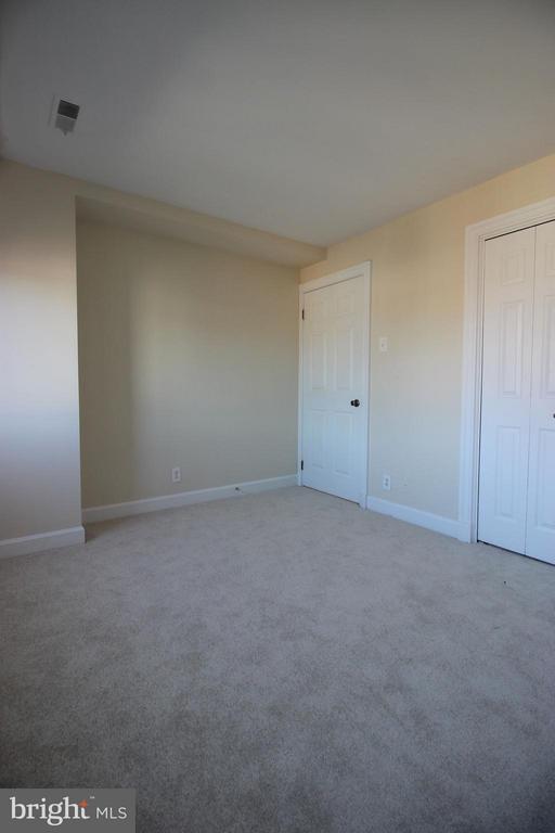 Building Photo - 1224 Eton Ct NW