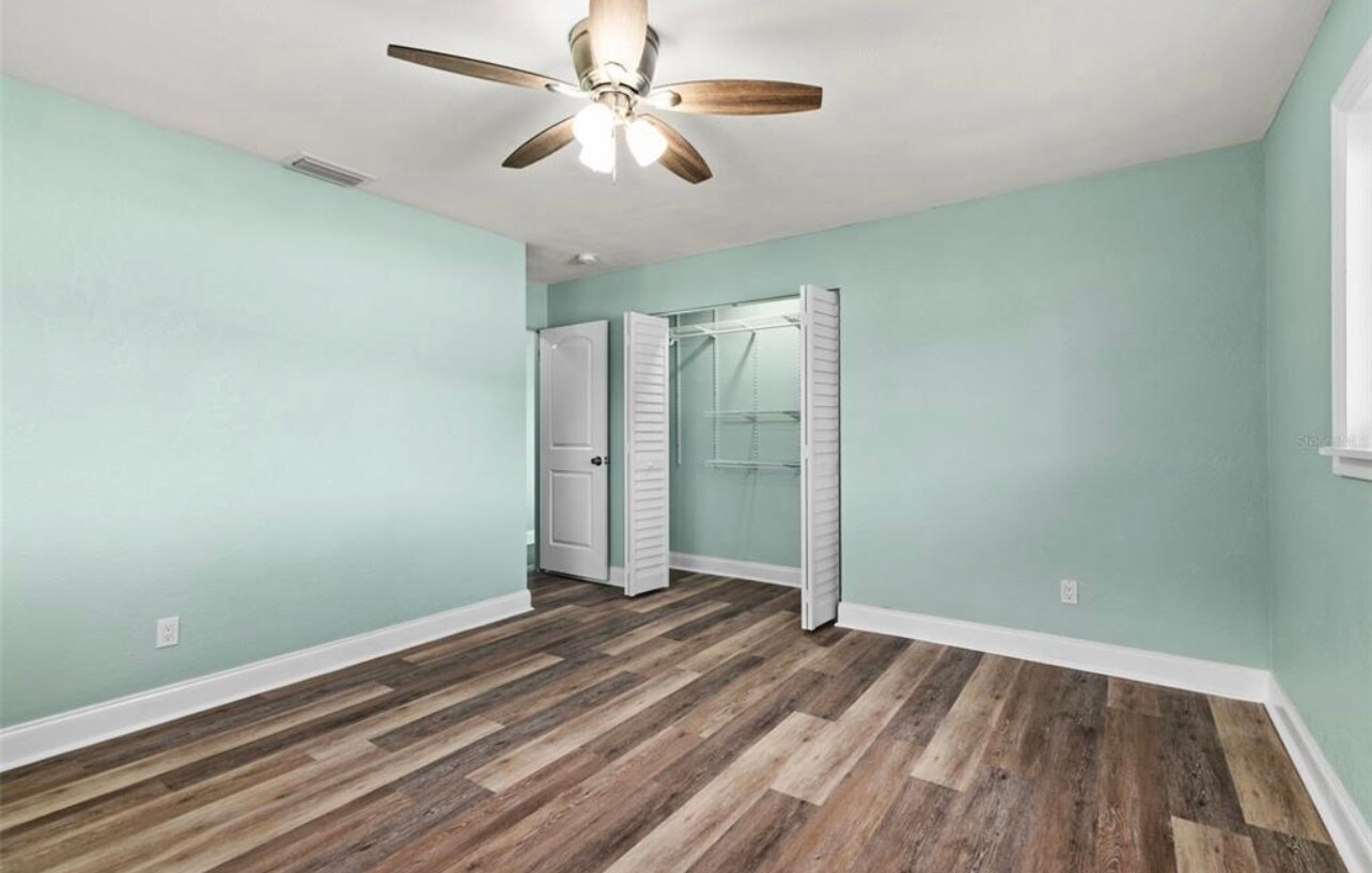 Building Photo - 11615 Park Blvd