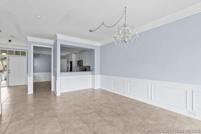 Building Photo - 5423 Grand Park Pl