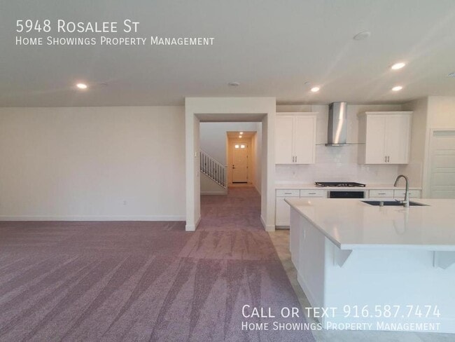 Building Photo - 5948 Rosalee St