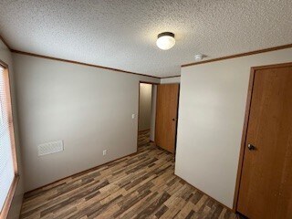 Building Photo - 134 Grand River Dr