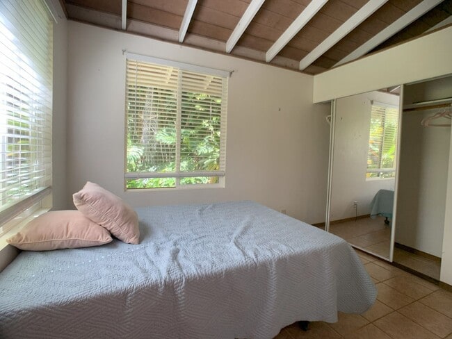 Building Photo - Kapaa 2 bedroom, 2 bath home for rent