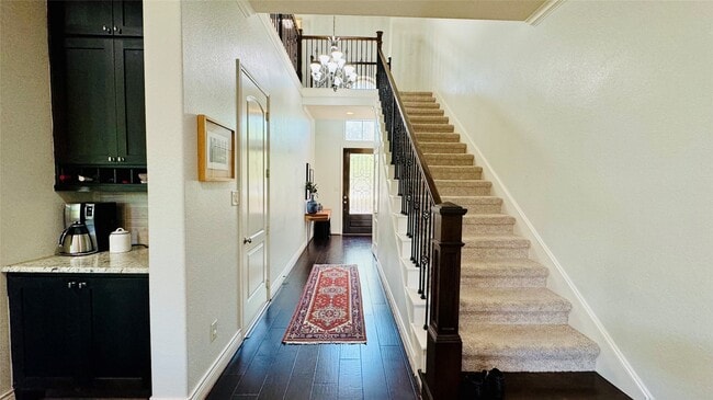 Building Photo - 27 Jonquil Pl