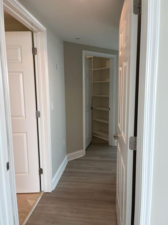 Building Photo - 241 Riverside Dr