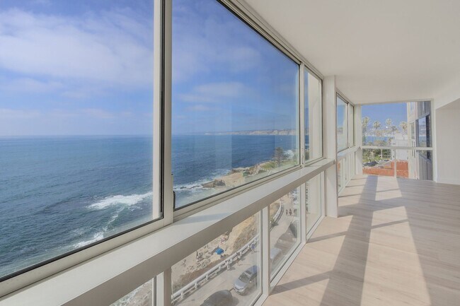 Building Photo - 939 Coast Blvd