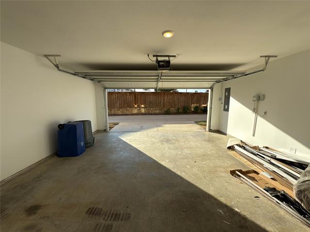 Building Photo - 114 Settlers Wy