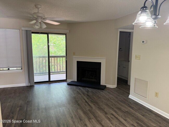 Building Photo - 3555 Sable Palm Ln