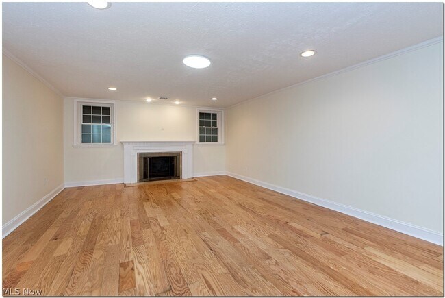 Building Photo - 2685 Rocklyn Rd