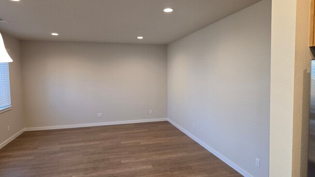 Building Photo - Amazing 3 bedroom Brand new home!!