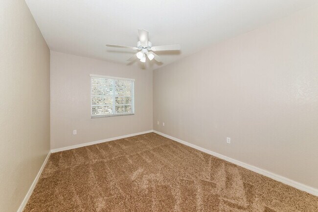 Building Photo - 7110 Chatum Light Run