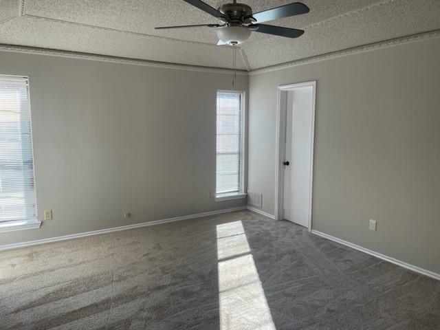 Building Photo - 402 Pebblecreek Dr