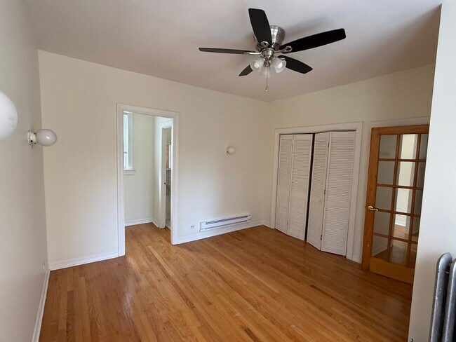 Building Photo - 4646 N Magnolia Ave