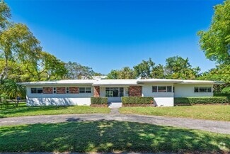 Building Photo - 501 NE 51st St
