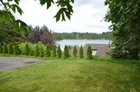 Building Photo - 1140 Shorewood Dr