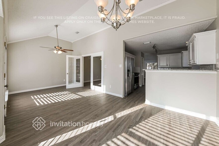 Building Photo - 1418 Baker Dr