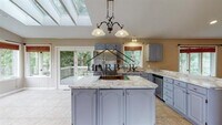 Building Photo - Single Family Home with Vaulted Ceilings!