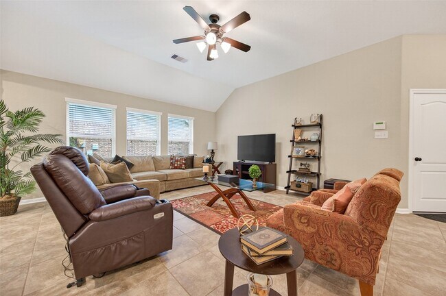 Building Photo - 7 Cayahoga Court