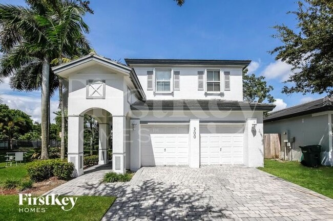 Building Photo - 300 NE 36th Avenue Rd