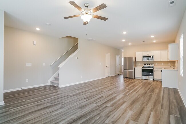 Building Photo - 385 Stone Arbor Wy