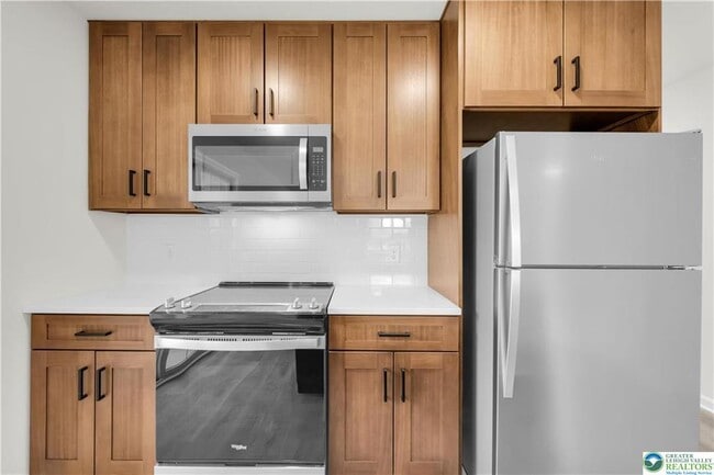 Building Photo - 1513 Maple St