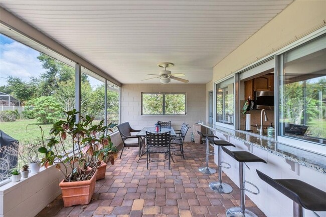 Building Photo - 2490 Lauder Dr
