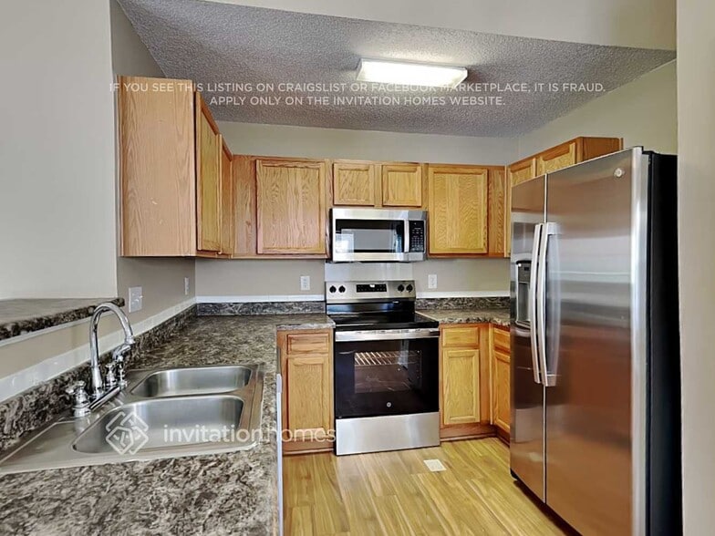 Building Photo - 5828 Bryanstone Pl