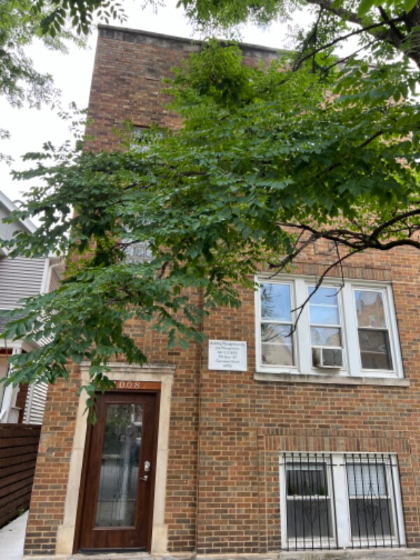 Building Photo - 1008 N Mozart St