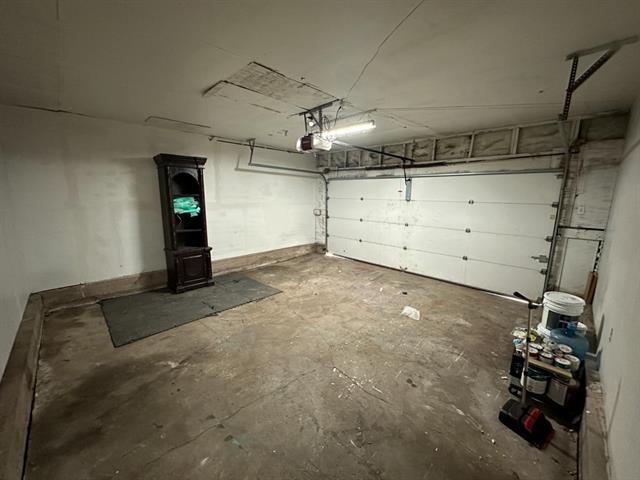 Building Photo - 6461 Danbury Ln