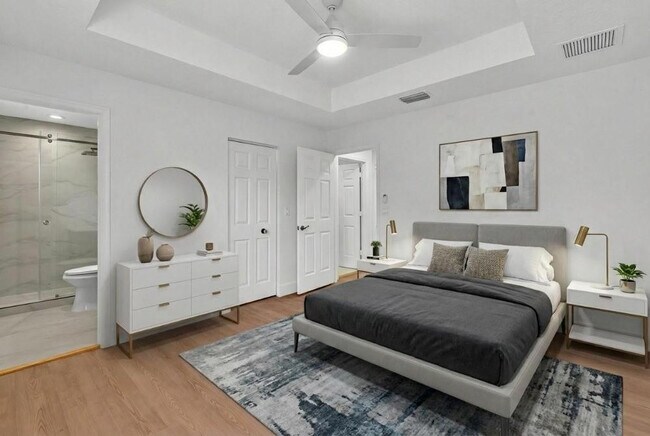 Building Photo - 4945 Fulton St