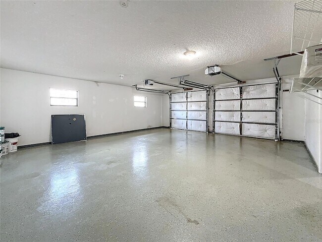 Building Photo - 6350 92nd Pl N