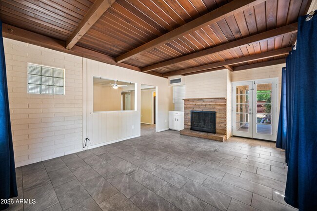 Building Photo - 4019 N 22nd Ave