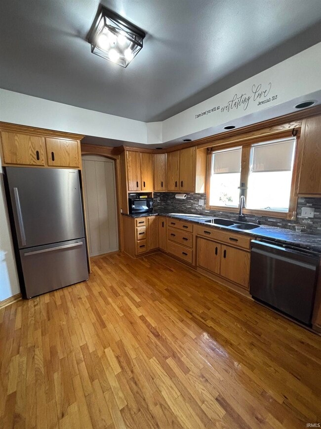 Building Photo - 4353 N County Rd