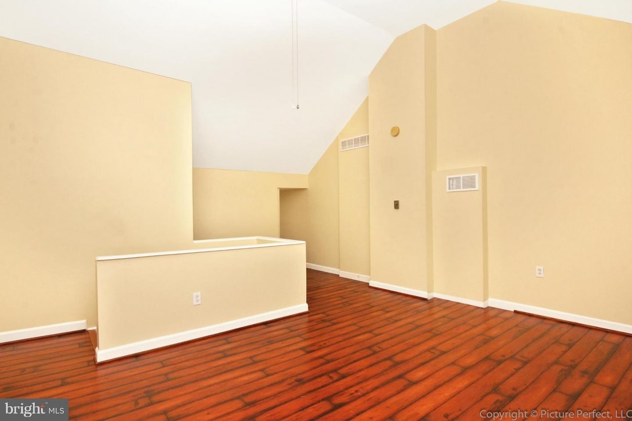 Building Photo - 246 Prospect Ave