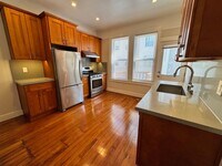 Building Photo - 523 Natoma St