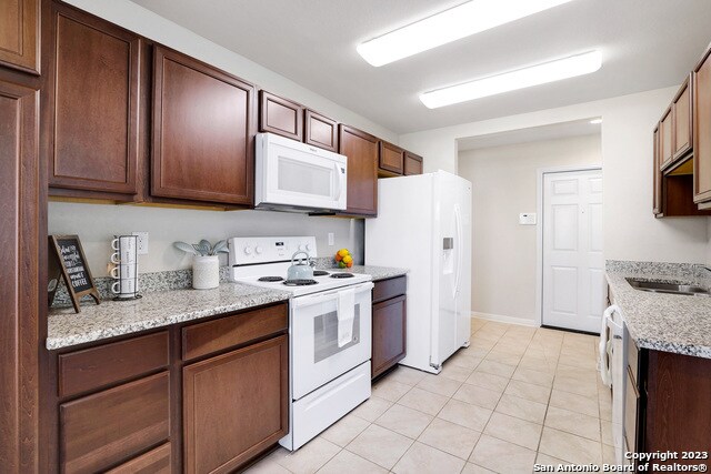 Building Photo - 130 Villa Grande
