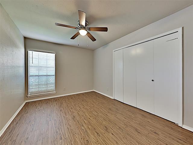 Building Photo - 2821 Carnaby Ln