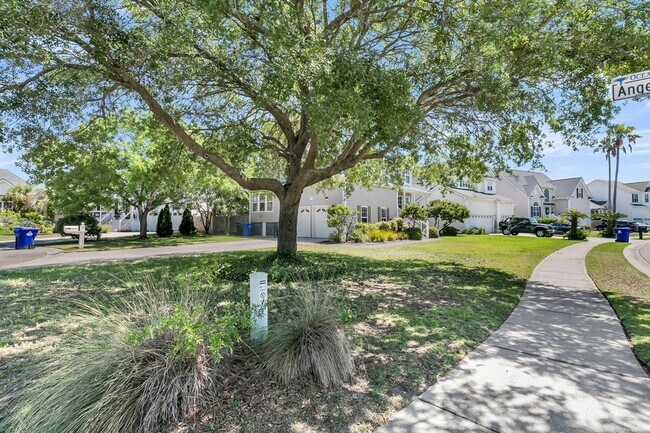 Building Photo - 1574 Ocean Neighbors Blvd