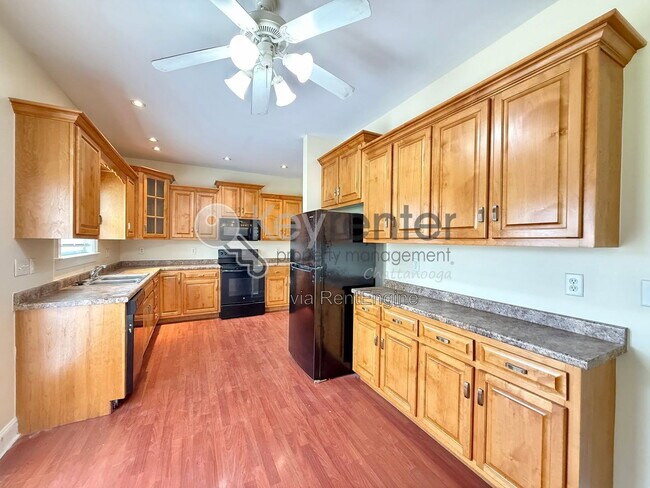 Building Photo - 7005 Tyner Rd